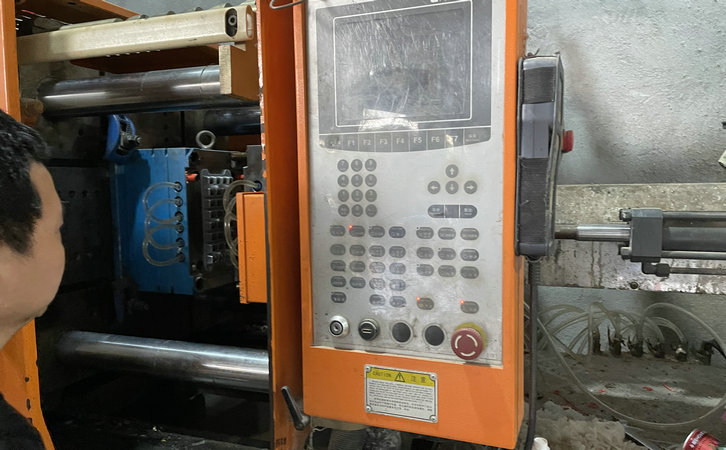 TPE冰格包膠注塑成型 TPE冰格包膠注塑成型