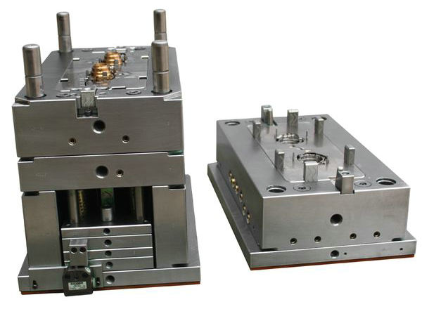 包膠模具 包膠模具